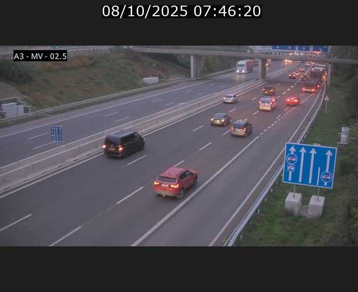 Webcam autoroute A3 au Luxembourg à proximité de la Croix de Gasperich. Vue orientée vers Luxembourg