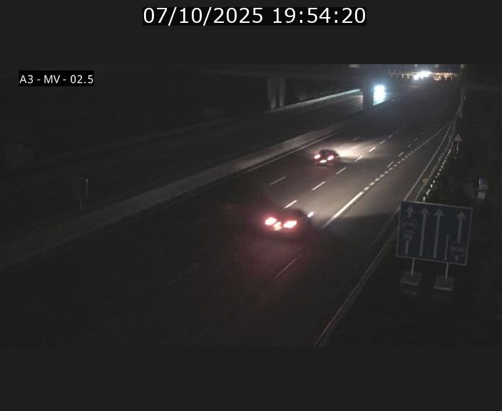 Webcam autoroute A3 au Luxembourg à proximité de la Croix de Gasperich. Vue orientée vers Luxembourg