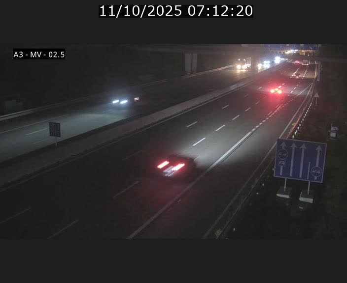 Webcam autoroute A3 au Luxembourg à proximité de la Croix de Gasperich. Vue orientée vers Luxembourg