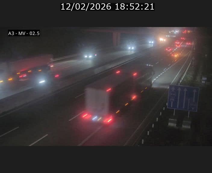 <h2>Webcam autoroute A3 au Luxembourg à proximité de la Croix de Gasperich. Vue orientée vers Luxembourg</h2>