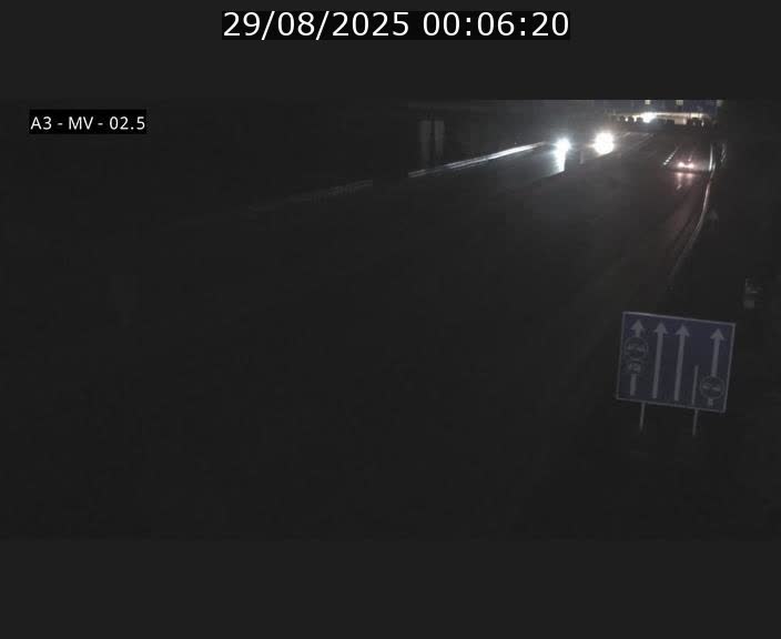 <h2>Webcam autoroute A3 au Luxembourg à proximité de la Croix de Gasperich. Vue orientée vers Luxembourg</h2>