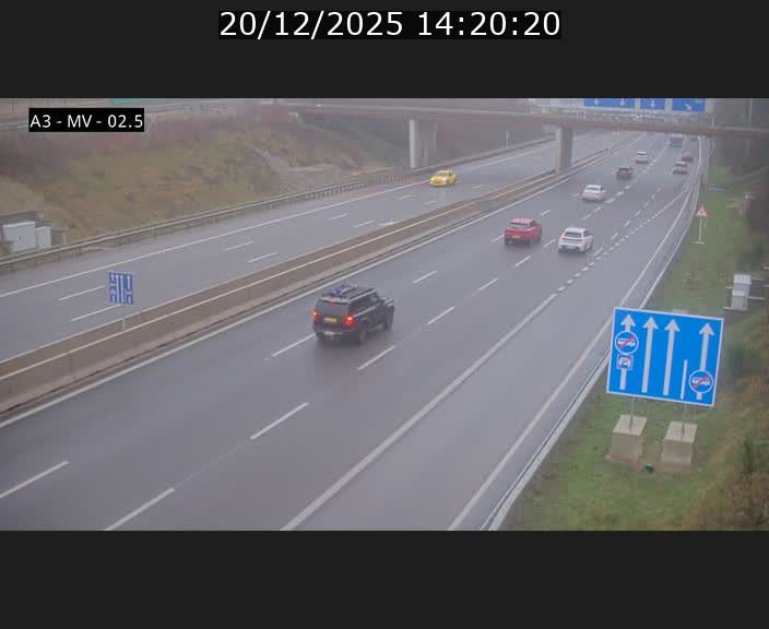 <h2>Webcam autoroute A3 au Luxembourg à proximité de la Croix de Gasperich. Vue orientée vers Luxembourg</h2>