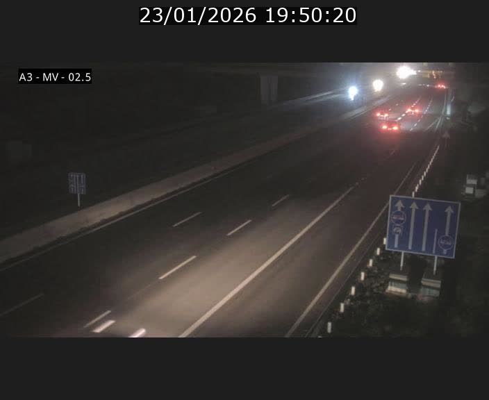 <h2>Webcam autoroute A3 au Luxembourg à proximité de la Croix de Gasperich. Vue orientée vers Luxembourg</h2>