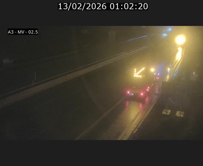 <h2>Webcam autoroute A3 au Luxembourg à proximité de la Croix de Gasperich. Vue orientée vers Luxembourg</h2>