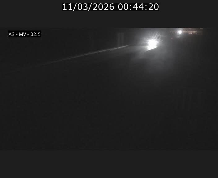 Webcam autoroute A3 au Luxembourg à proximité de la Croix de Gasperich. Vue orientée vers Luxembourg