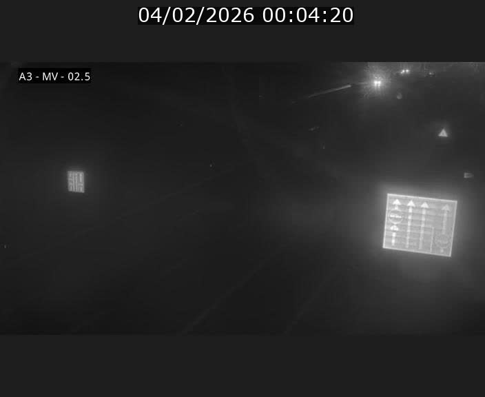 <h2>Webcam autoroute A3 au Luxembourg à proximité de la Croix de Gasperich. Vue orientée vers Luxembourg</h2>
