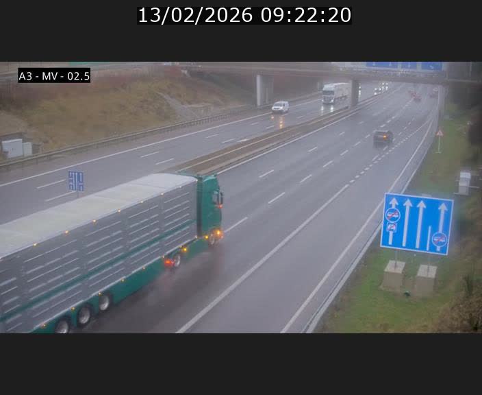 <h2>Webcam autoroute A3 au Luxembourg à proximité de la Croix de Gasperich. Vue orientée vers Luxembourg</h2>