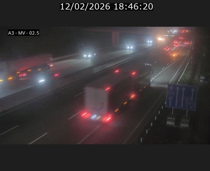 <h2>Webcam autoroute A3 au Luxembourg à proximité de la Croix de Gasperich. Vue orientée vers Luxembourg</h2>