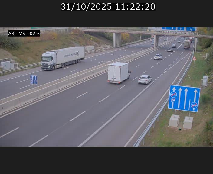 <h2>Webcam autoroute A3 au Luxembourg à proximité de la Croix de Gasperich. Vue orientée vers Luxembourg</h2>