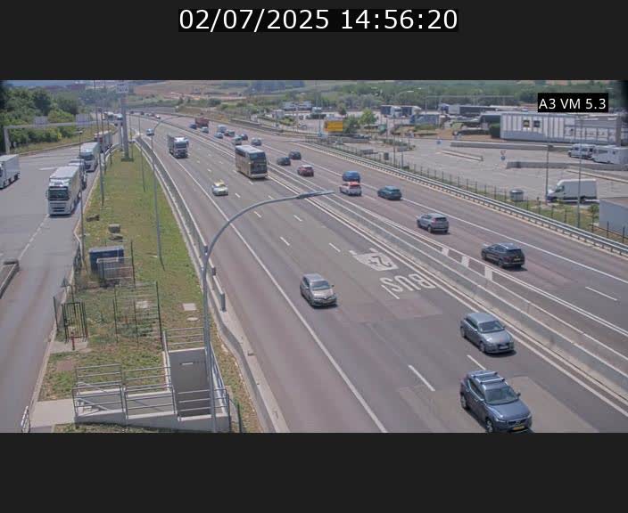 <h2>Traffic live webcam Luxembourg Aire de Berchem - A3 - BK 5 - direction France</h2>