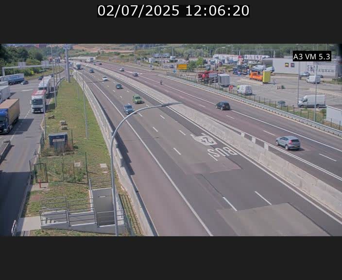 <h2>Traffic live webcam Luxembourg Aire de Berchem - A3 - BK 5 - direction France</h2>