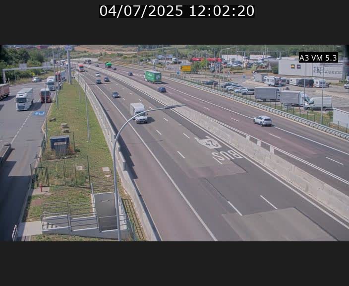<h2>Traffic live webcam Luxembourg Aire de Berchem - A3 - BK 5 - direction France</h2>