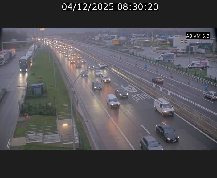 <h2>Traffic live webcam Luxembourg Aire de Berchem - A3 - BK 5 - direction France</h2>