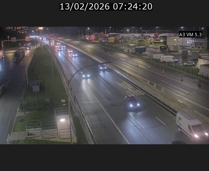 <h2>Traffic live webcam Luxembourg Aire de Berchem - A3 - BK 5 - direction France</h2>