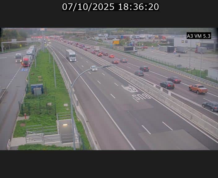 <h2>Traffic live webcam Luxembourg Aire de Berchem - A3 - BK 5 - direction France</h2>