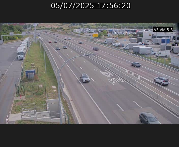 <h2>Traffic live webcam Luxembourg Aire de Berchem - A3 - BK 5 - direction France</h2>