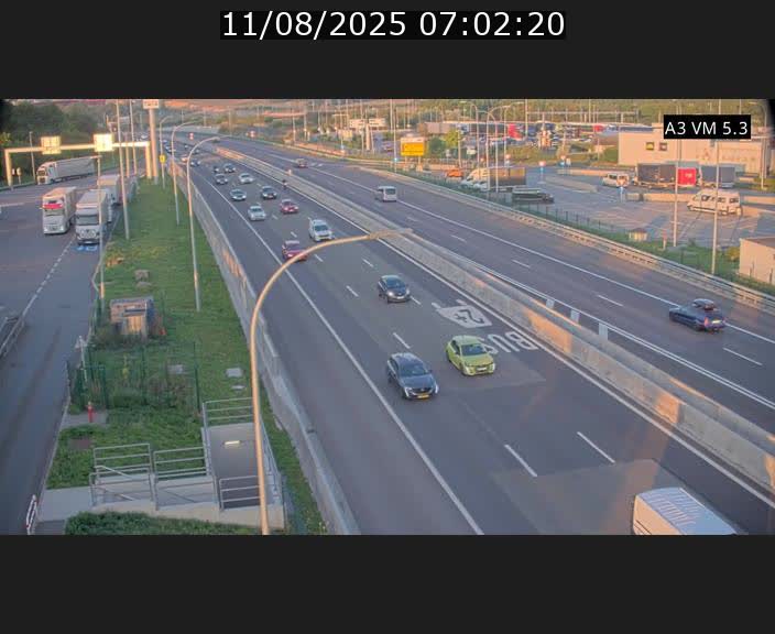 <h2>Traffic live webcam Luxembourg Aire de Berchem - A3 - BK 5 - direction France</h2>