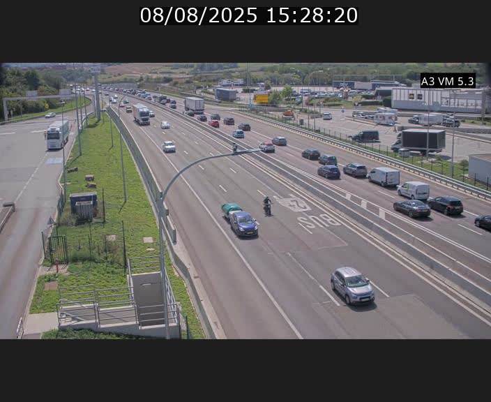 <h2>Traffic live webcam Luxembourg Aire de Berchem - A3 - BK 5 - direction France</h2>