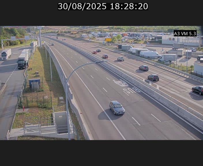 <h2>Traffic live webcam Luxembourg Aire de Berchem - A3 - BK 5 - direction France</h2>