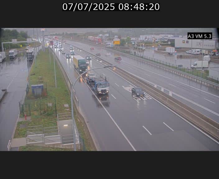 <h2>Traffic live webcam Luxembourg Aire de Berchem - A3 - BK 5 - direction France</h2>