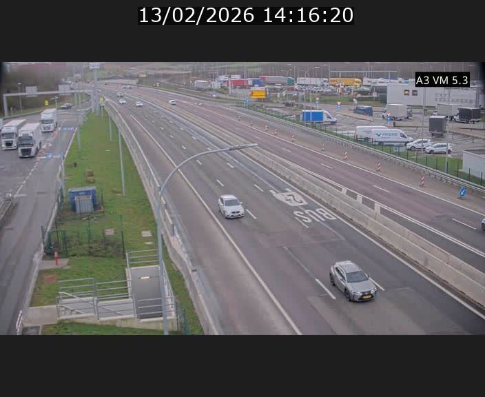 <h2>Traffic live webcam Luxembourg Aire de Berchem - A3 - BK 5 - direction France</h2>