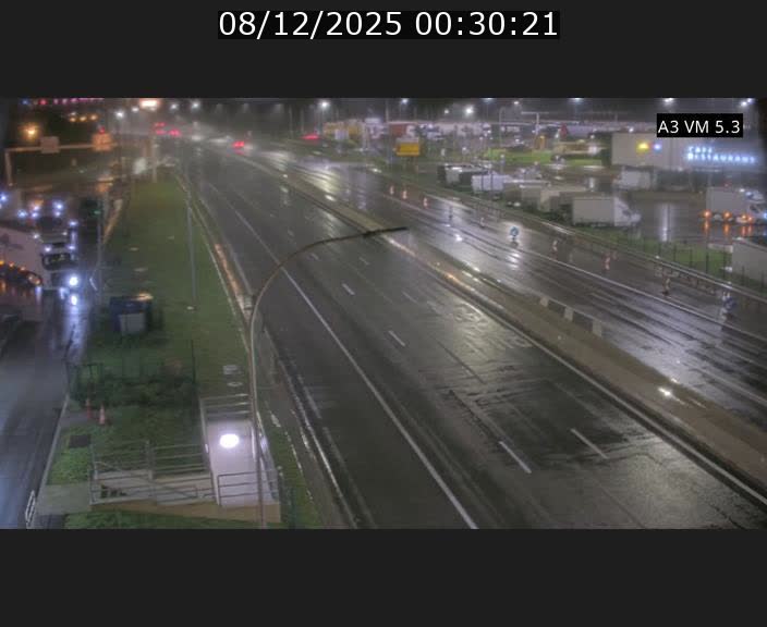 <h2>Traffic live webcam Luxembourg Aire de Berchem - A3 - BK 5 - direction France</h2>