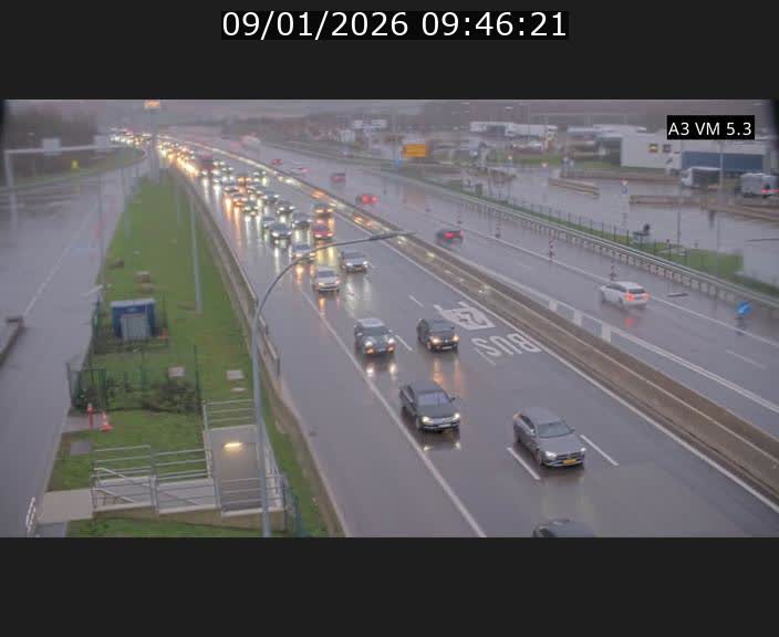 <h2>Traffic live webcam Luxembourg Aire de Berchem - A3 - BK 5 - direction France</h2>