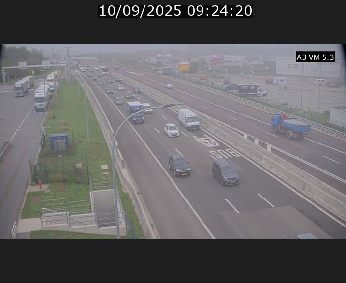 <h2>Traffic live webcam Luxembourg Aire de Berchem - A3 - BK 5 - direction France</h2>