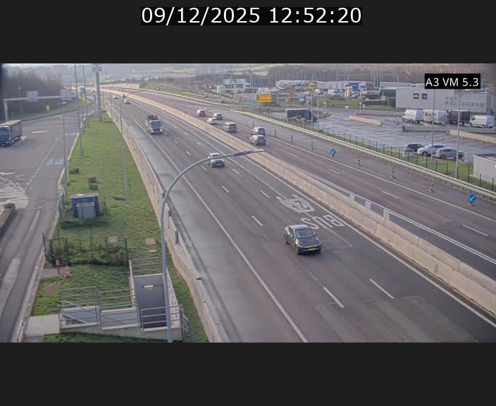 <h2>Traffic live webcam Luxembourg Aire de Berchem - A3 - BK 5 - direction France</h2>
