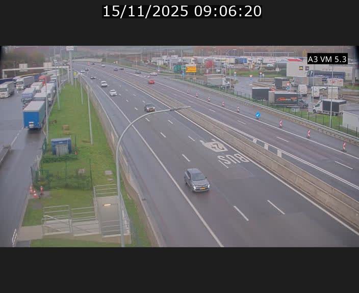 <h2>Traffic live webcam Luxembourg Aire de Berchem - A3 - BK 5 - direction France</h2>