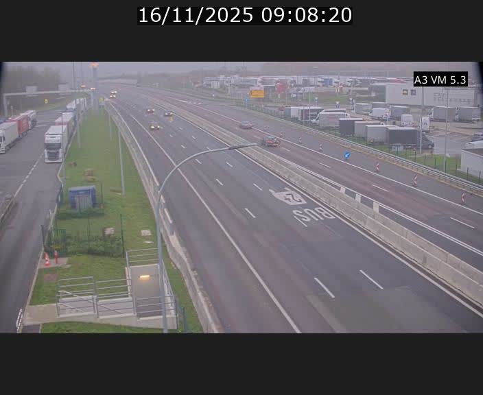 <h2>Traffic live webcam Luxembourg Aire de Berchem - A3 - BK 5 - direction France</h2>