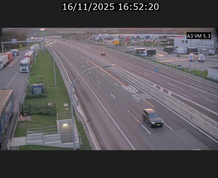 <h2>Traffic live webcam Luxembourg Aire de Berchem - A3 - BK 5 - direction France</h2>