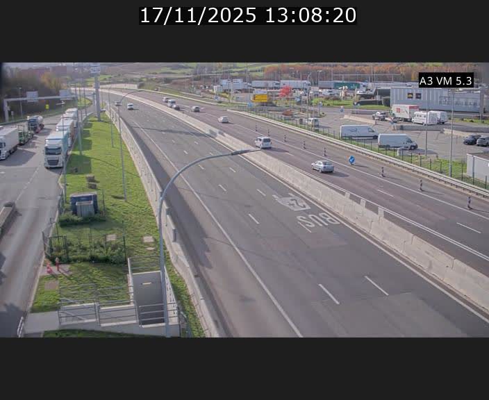 <h2>Traffic live webcam Luxembourg Aire de Berchem - A3 - BK 5 - direction France</h2>