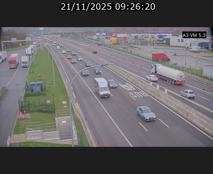 <h2>Traffic live webcam Luxembourg Aire de Berchem - A3 - BK 5 - direction France</h2>