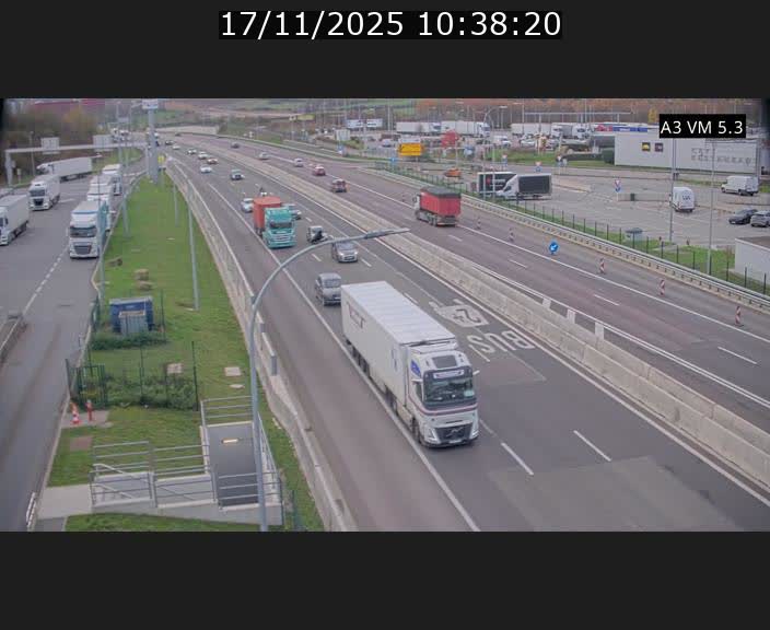 <h2>Traffic live webcam Luxembourg Aire de Berchem - A3 - BK 5 - direction France</h2>