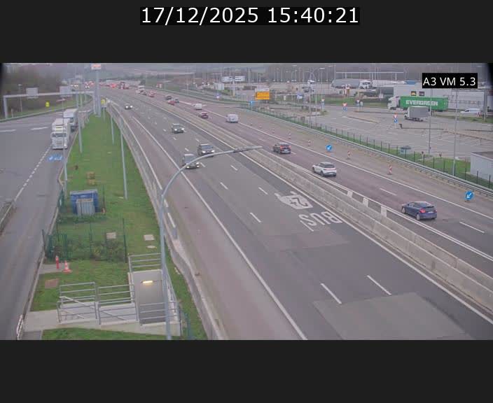 <h2>Traffic live webcam Luxembourg Aire de Berchem - A3 - BK 5 - direction France</h2>