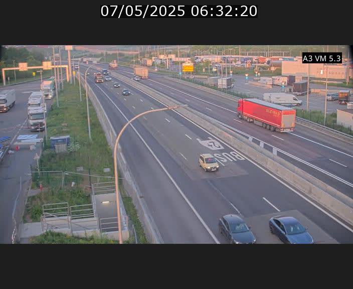 Traffic live webcam Luxembourg Aire de Berchem - A3 - BK 5 - direction France