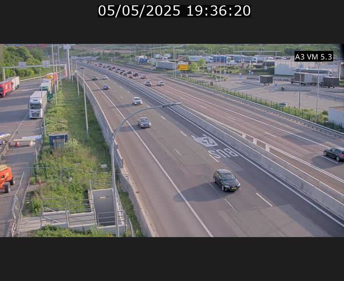 Traffic live webcam Luxembourg Aire de Berchem - A3 - BK 5 - direction France