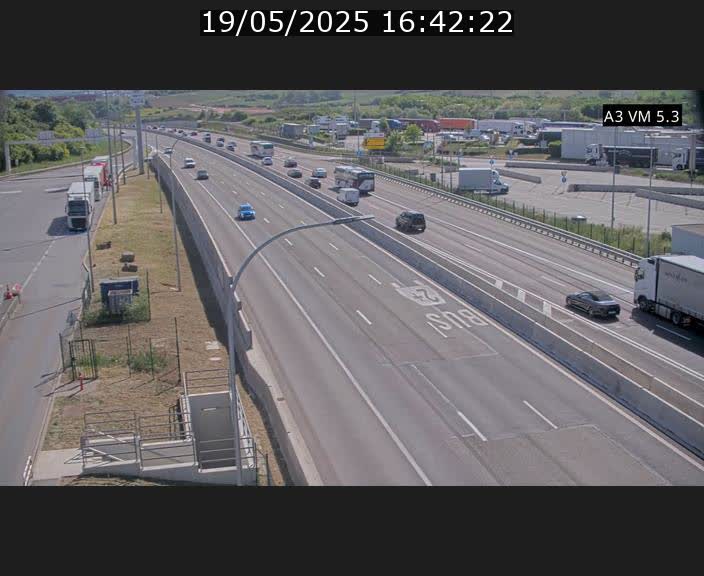 Traffic live webcam Luxembourg Aire de Berchem - A3 - BK 5 - direction France