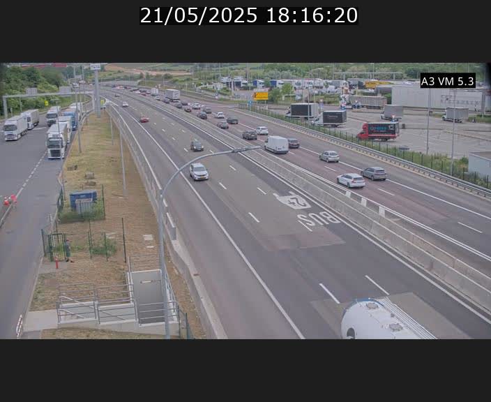 Traffic live webcam Luxembourg Aire de Berchem - A3 - BK 5 - direction France