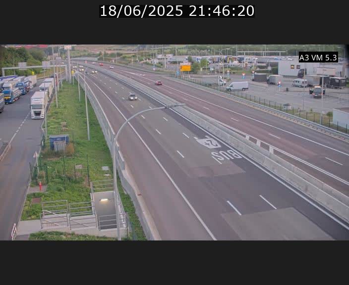 Traffic live webcam Luxembourg Aire de Berchem - A3 - BK 5 - direction France