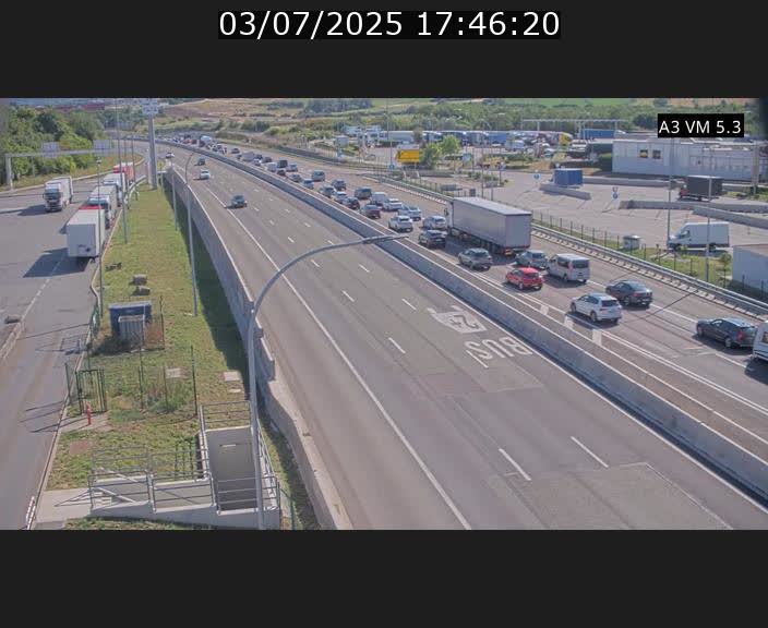 Traffic live webcam Luxembourg Aire de Berchem - A3 - BK 5 - direction France
