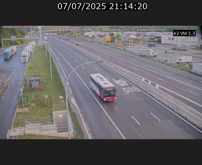 Traffic live webcam Luxembourg Aire de Berchem - A3 - BK 5 - direction France