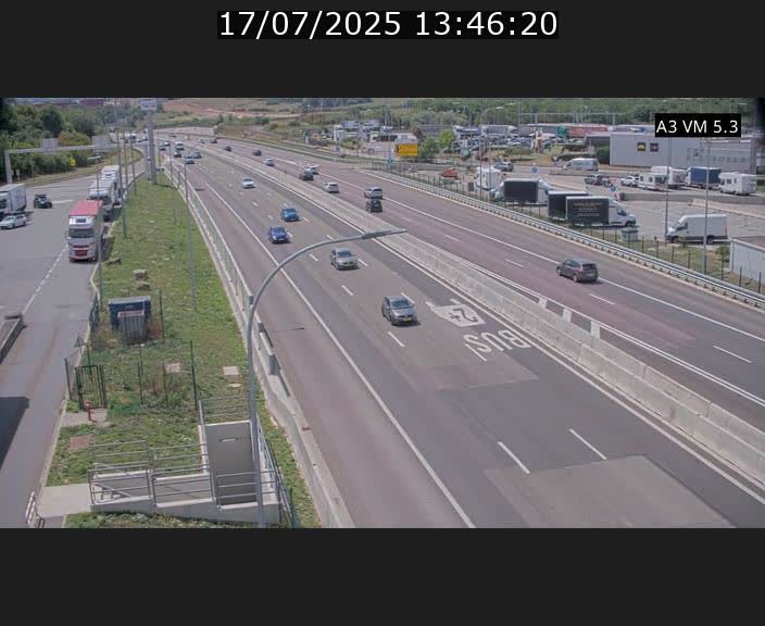 Traffic live webcam Luxembourg Aire de Berchem - A3 - BK 5 - direction France