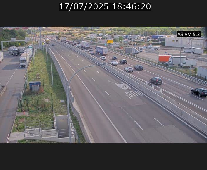 Traffic live webcam Luxembourg Aire de Berchem - A3 - BK 5 - direction France