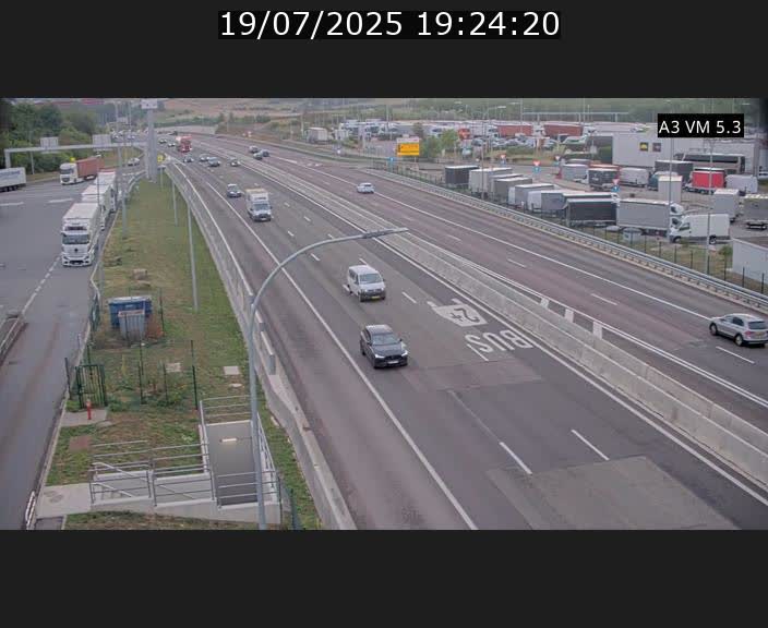 Traffic live webcam Luxembourg Aire de Berchem - A3 - BK 5 - direction France
