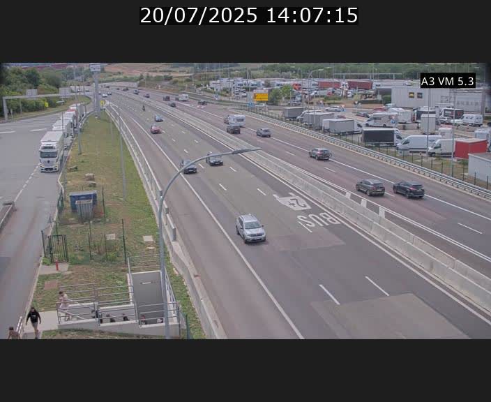 Traffic live webcam Luxembourg Aire de Berchem - A3 - BK 5 - direction France