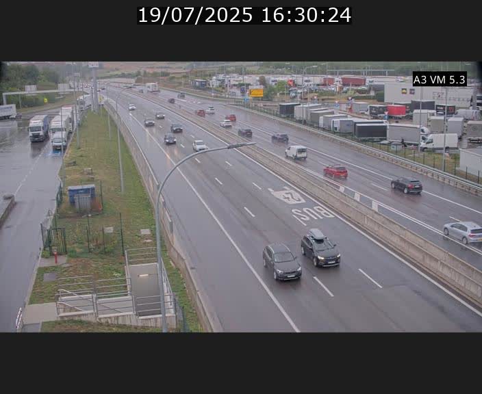 Traffic live webcam Luxembourg Aire de Berchem - A3 - BK 5 - direction France