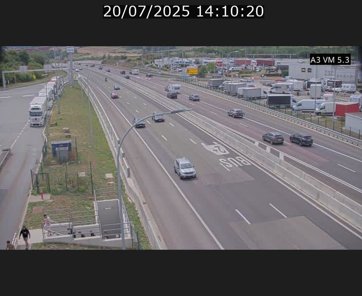Traffic live webcam Luxembourg Aire de Berchem - A3 - BK 5 - direction France