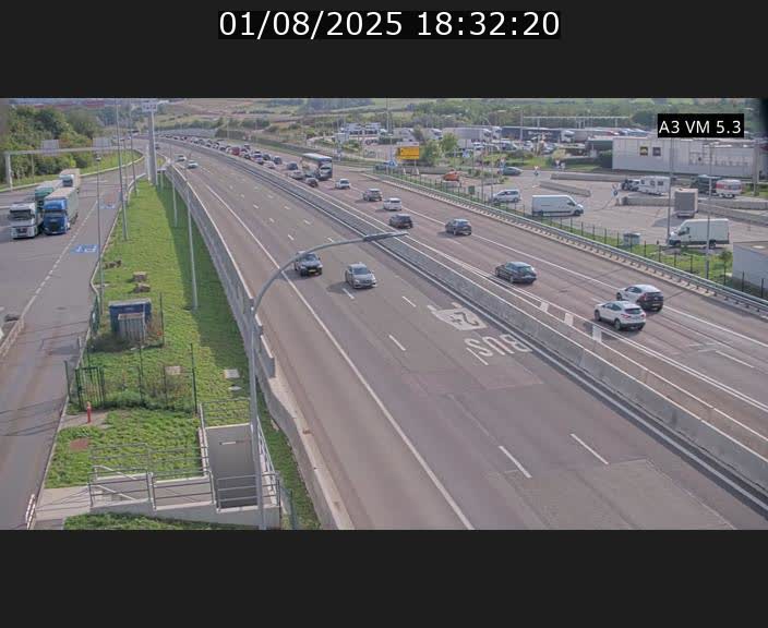 Traffic live webcam Luxembourg Aire de Berchem - A3 - BK 5 - direction France